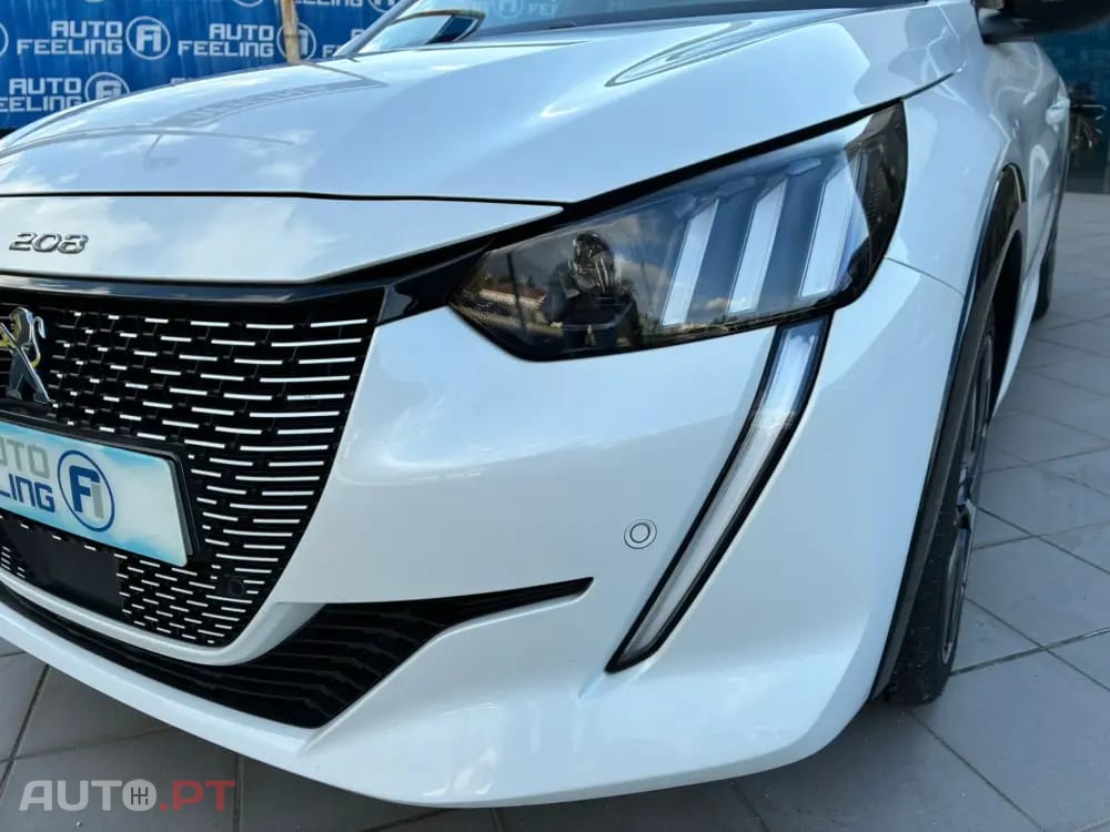 Peugeot E-208 50 kWh GT Line