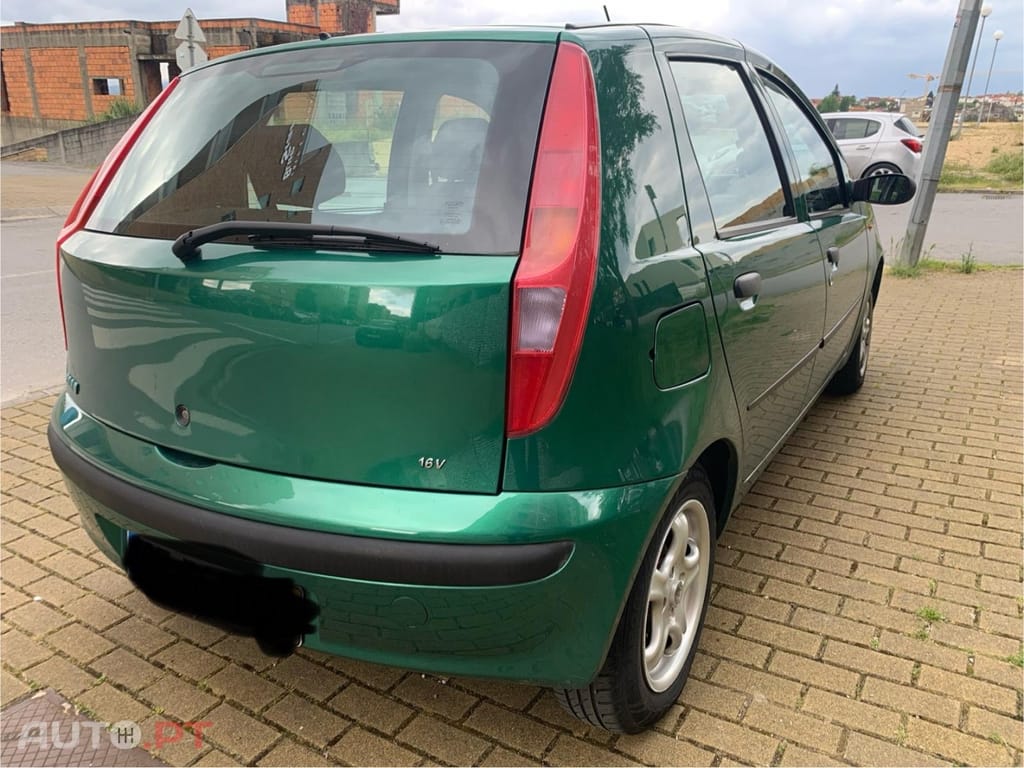 Fiat Punto 1.2 16V 80 Emotion