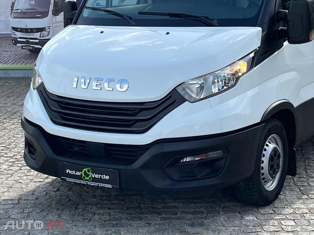 Iveco Daily 3.0  180 CV L 4 H 2