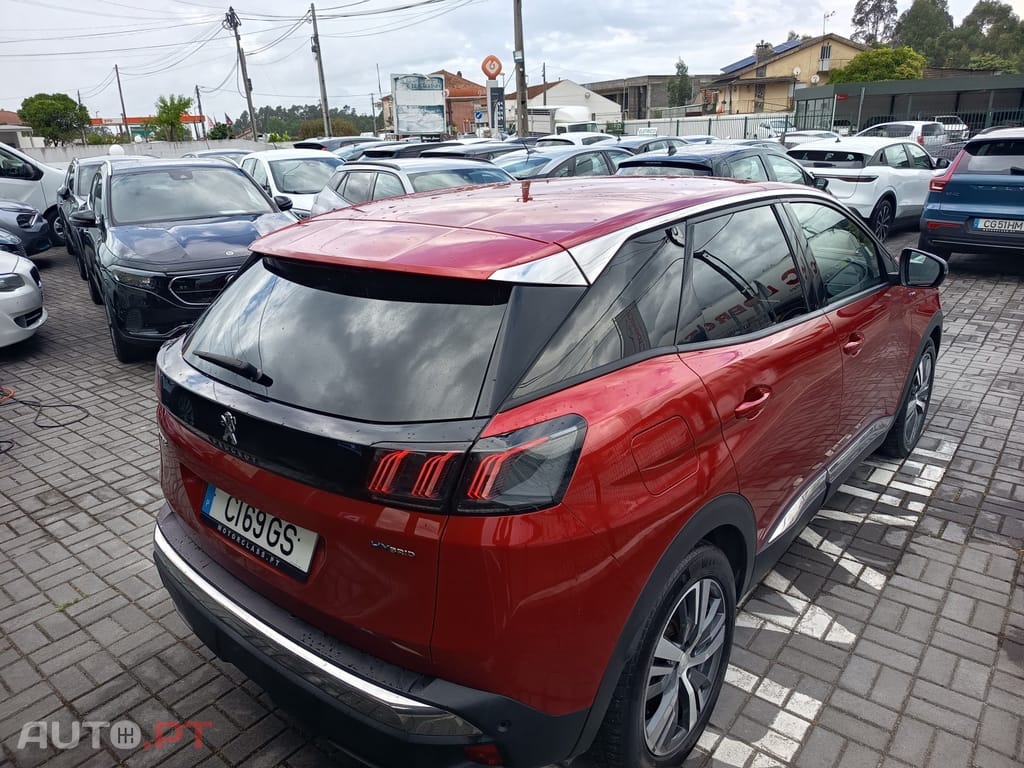 Peugeot 3008 1.6 Hybrid Allure e-EAT8