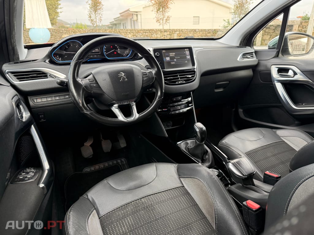 Peugeot 2008 e-HDi FAP 92 STOP & START Allure