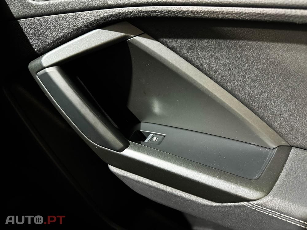 Audi Q3 45 TFSIe S line S tronic