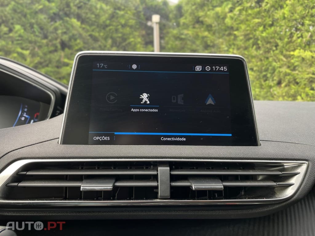 Peugeot 3008 1.2 PureTech I-Cockpit Navi EAT8