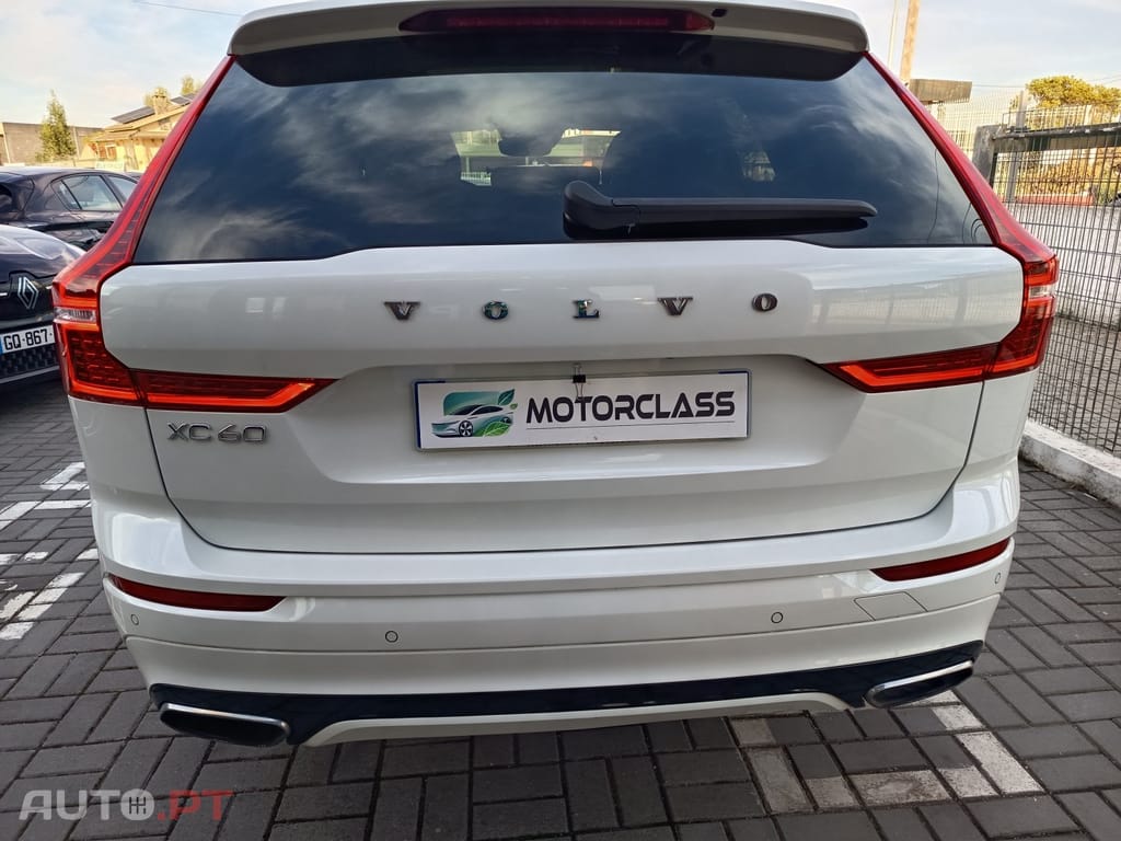Volvo XC60 2.0 T8 PHEV R-Design AWD