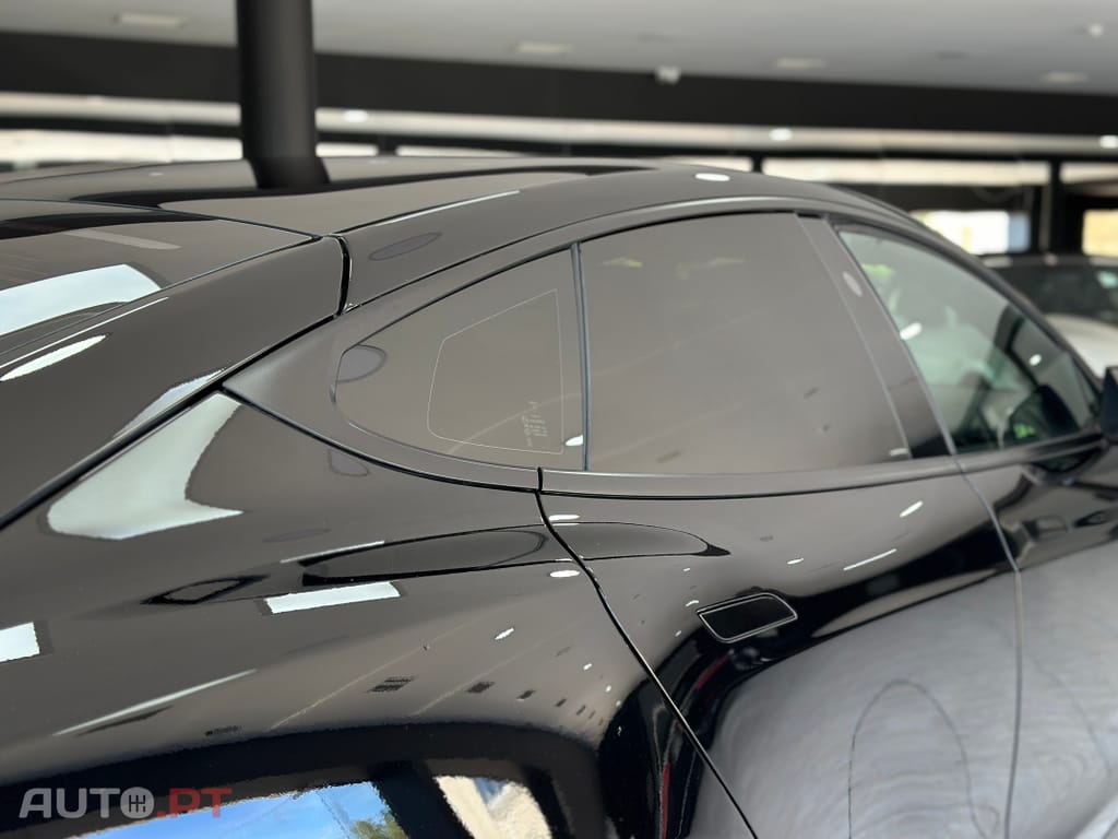 Tesla Model S Standard Range