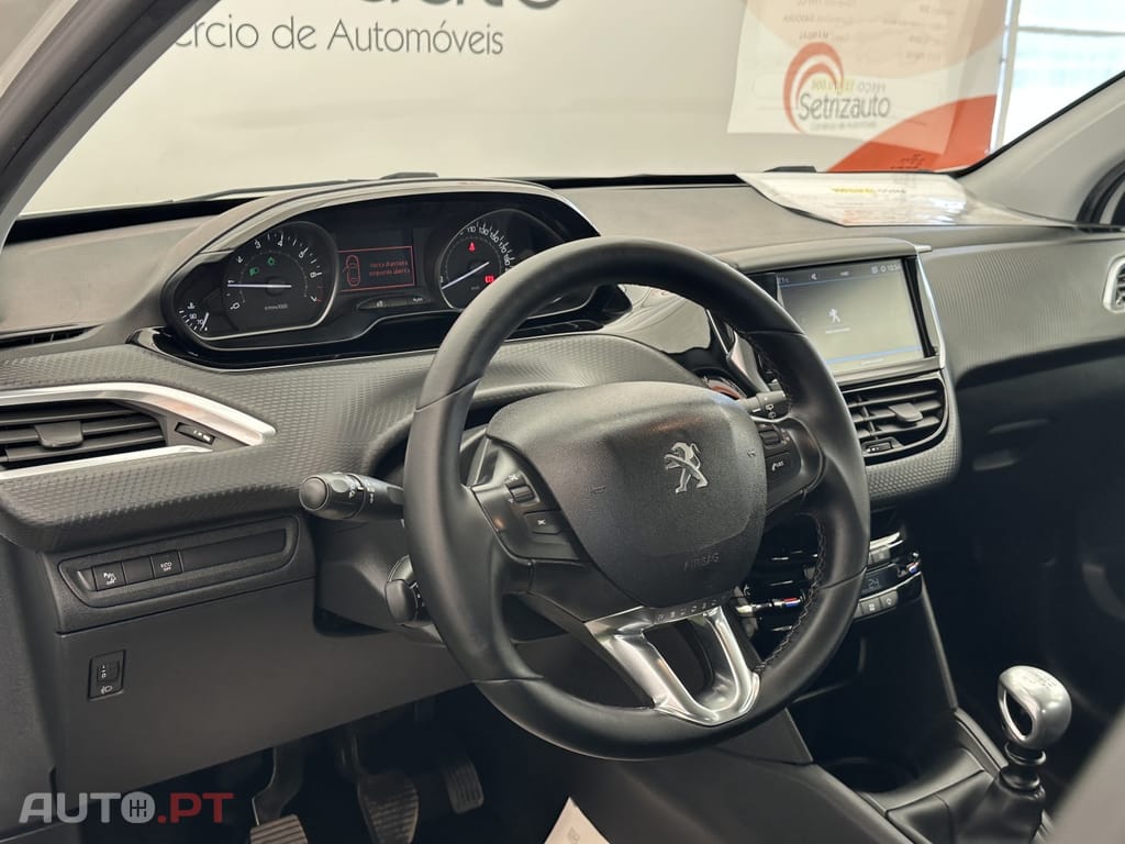 Peugeot 208 1.2 PureTech Allure