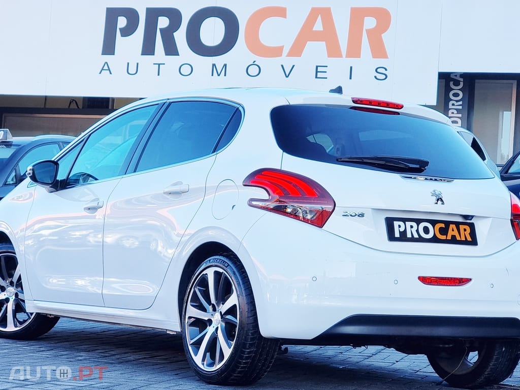 Peugeot 208 1.2 PureTech Style