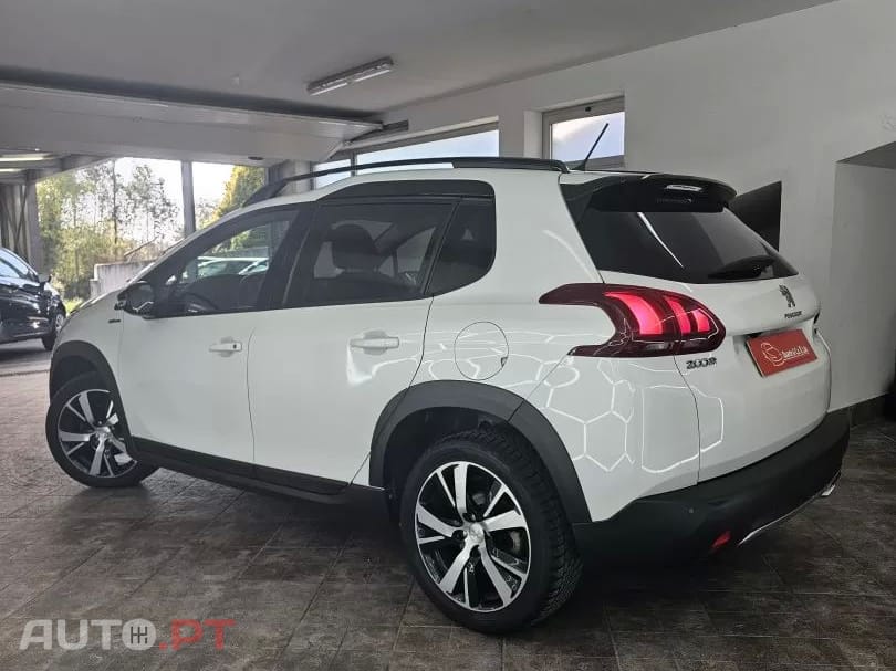 Peugeot 2008 1.2 PureTech GT Line EAT6
