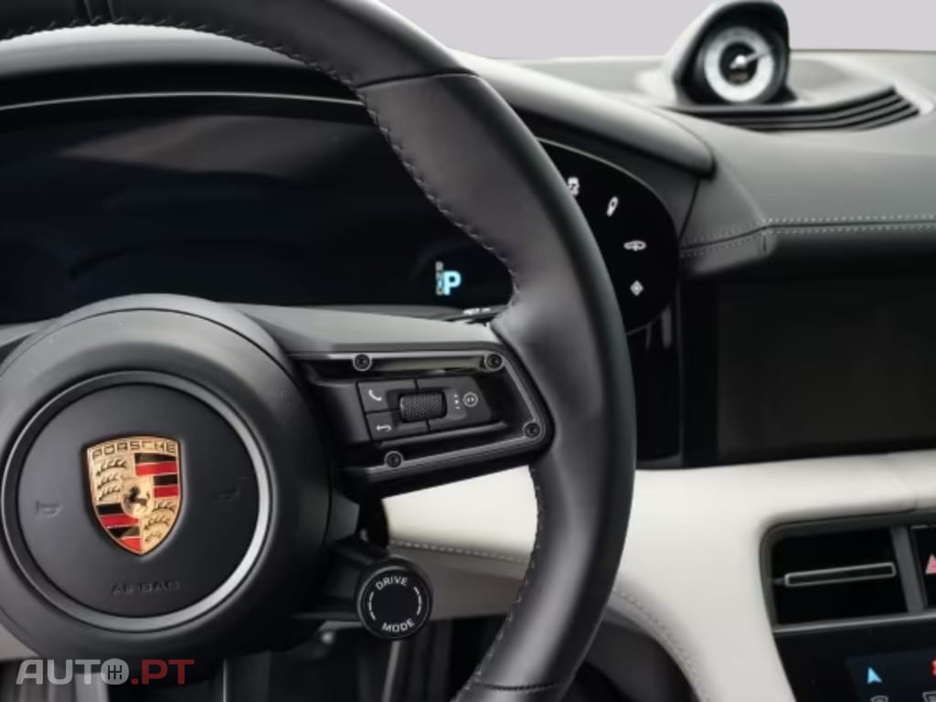 Porsche Taycan I.V.A DEDUTIVEL GTS 