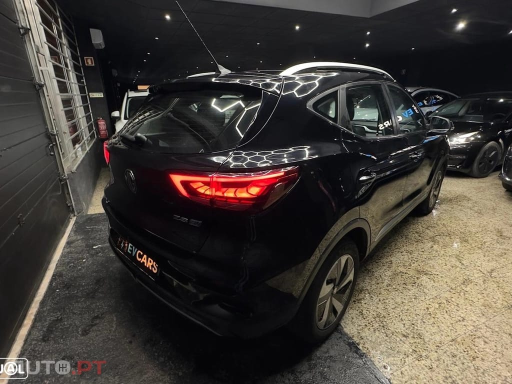 MG ZS EV 50.3 kWh Luxury