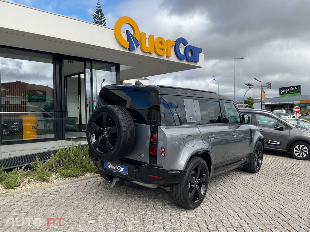 Land Rover Defender 3.0 D250 110 AWD X-Dynamic SE