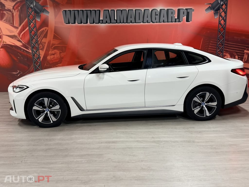 BMW i4 eDrive35