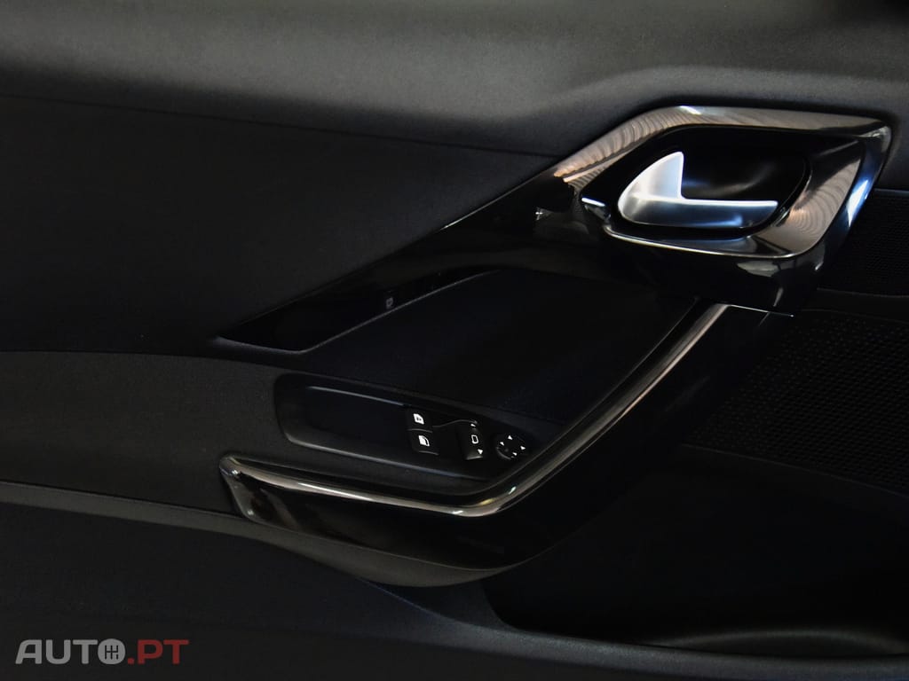 Peugeot 208 1.6 BlueHDi Active