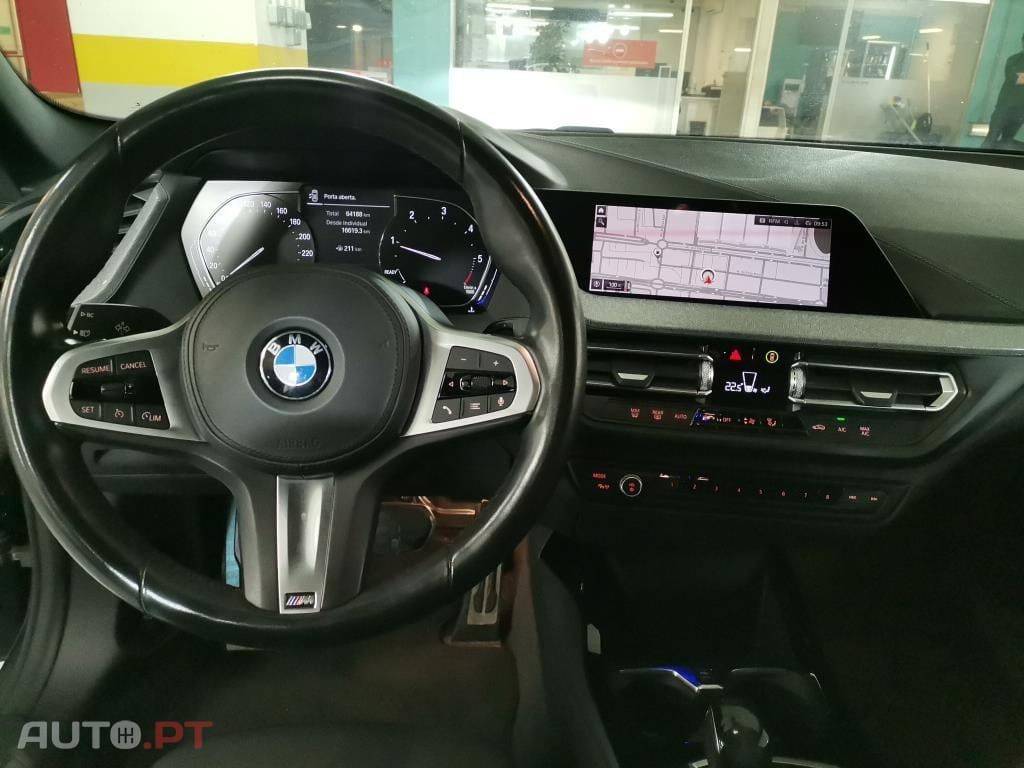 BMW 216 d Pack Desportivo M