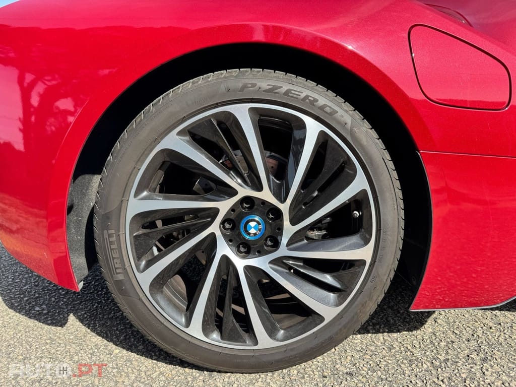 BMW i8 Standard