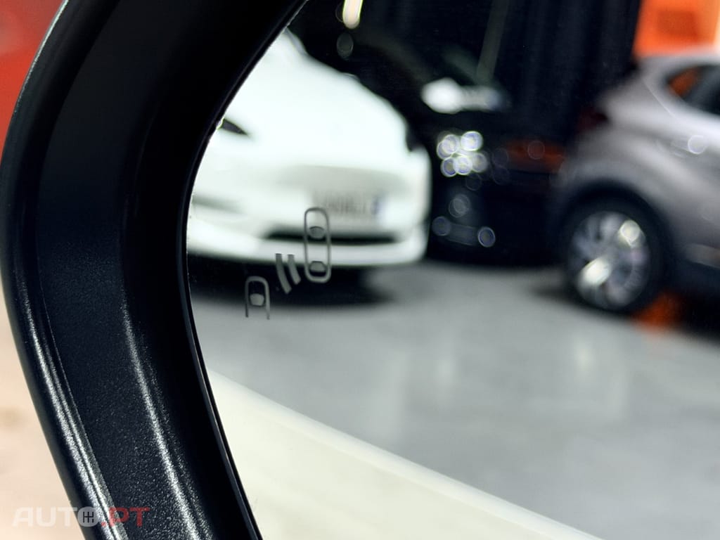 Toyota Yaris Cross 1.5 HDF Premier Edition