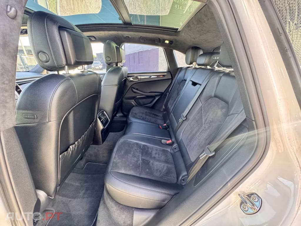 Porsche Macan S