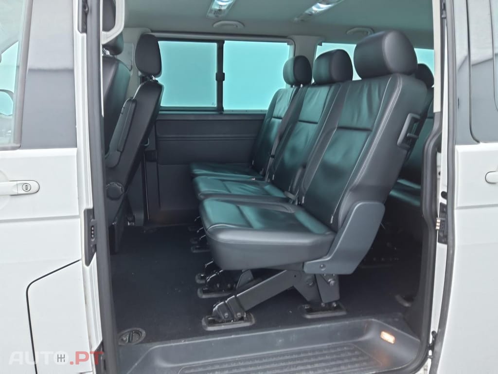 Volkswagen Caravelle 2.0 TDI Longue 4Motion Carat DSG