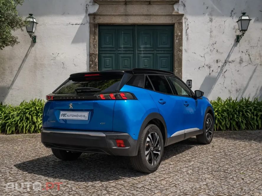 Peugeot E-2008 50 kWh GT