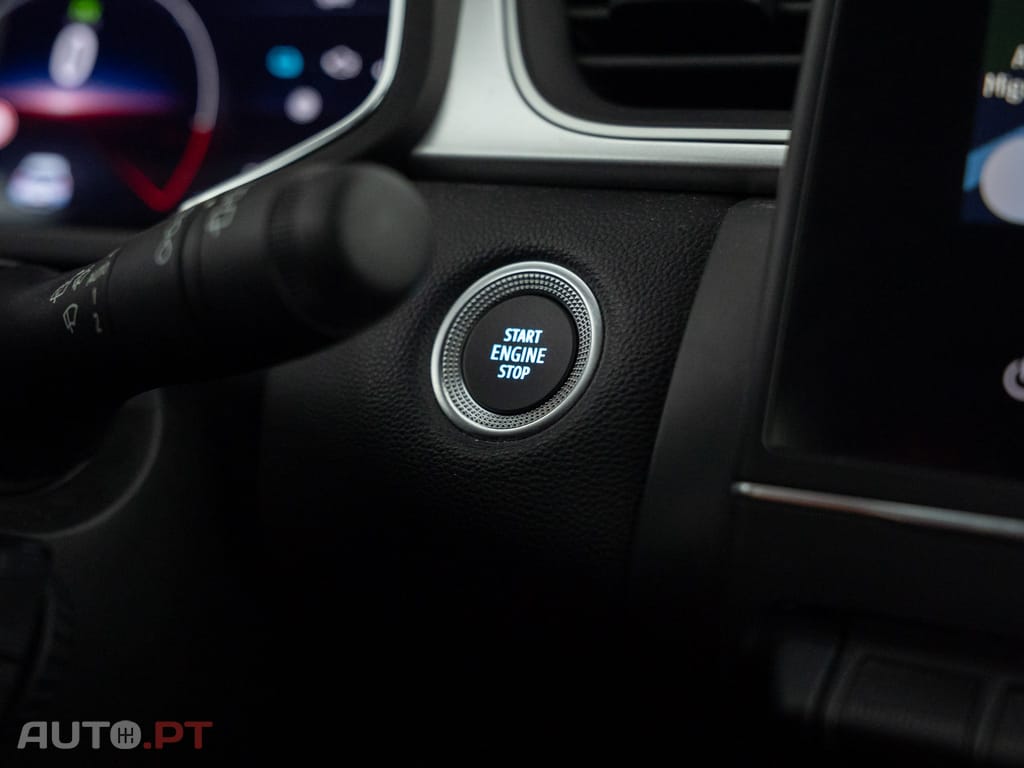 Renault Captur 1.6 E-Tech Plug-In Intens