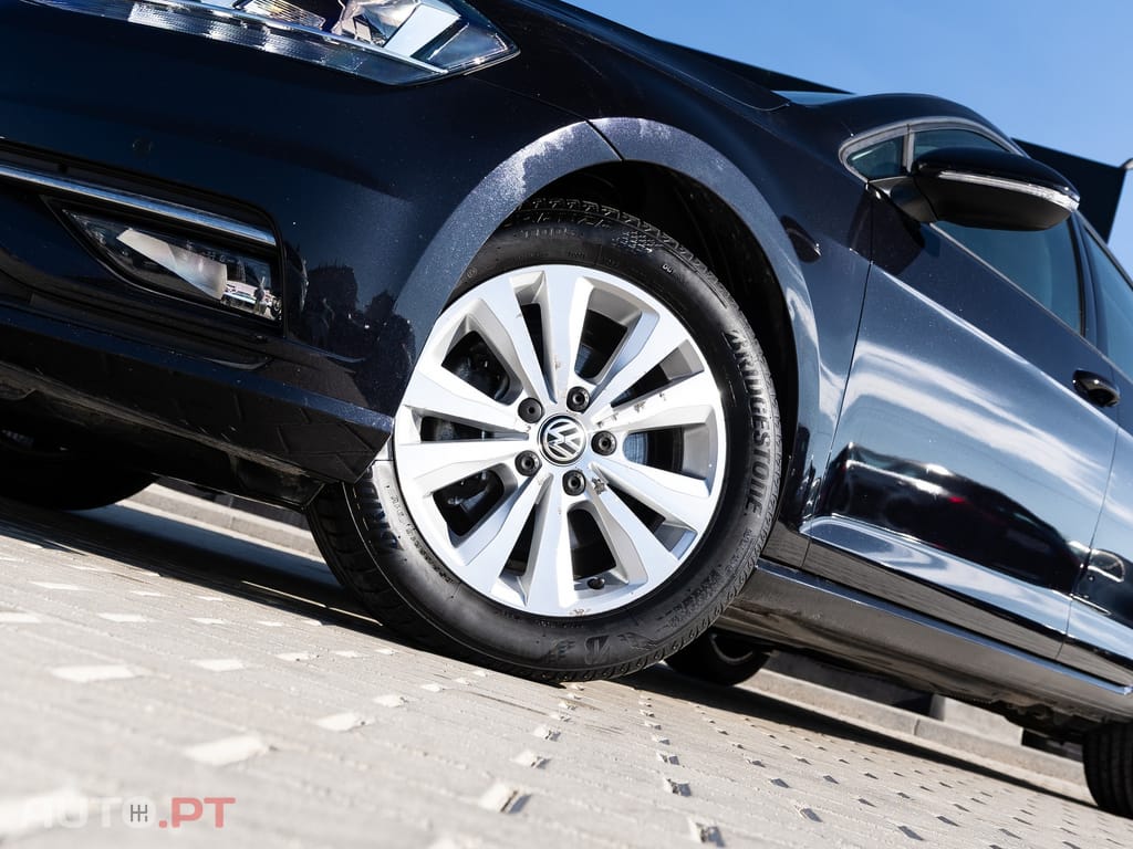 Volkswagen Golf 1.6 TDI Confortline