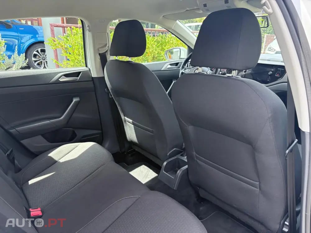 Volkswagen Polo 1.0 Confortline