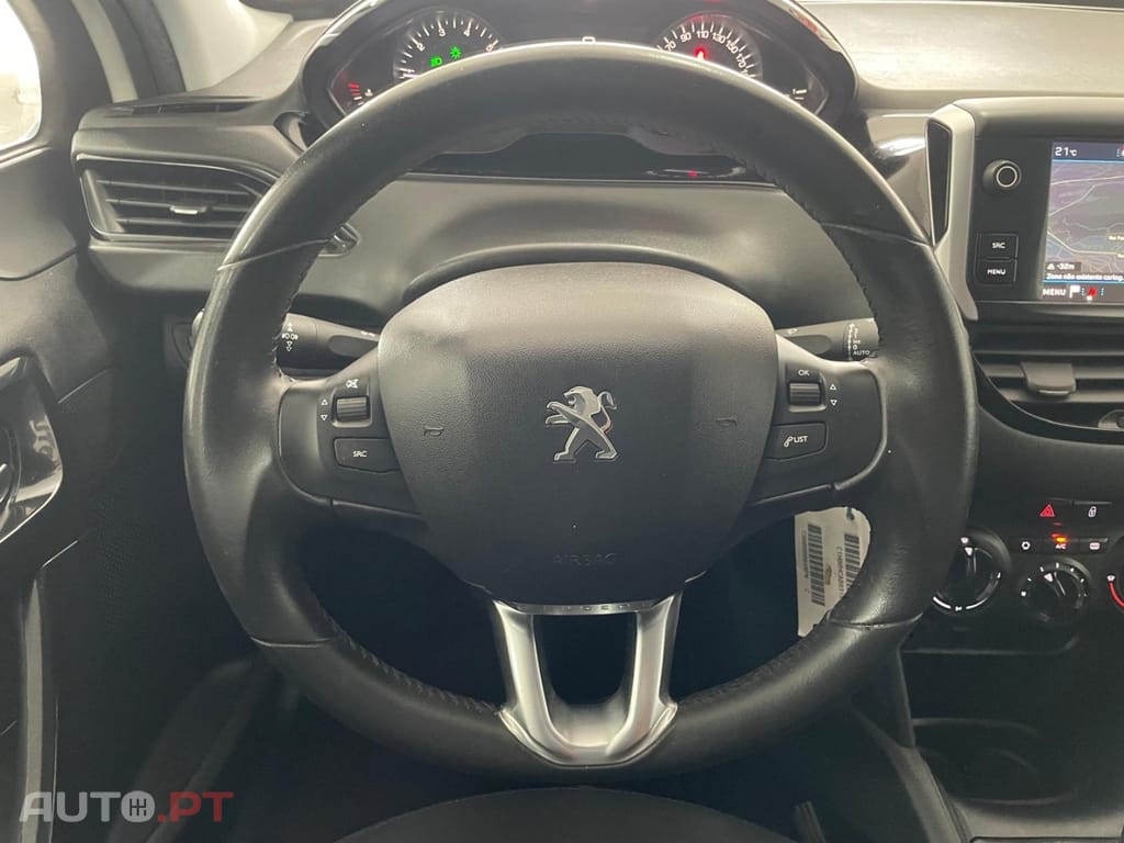 Peugeot 208 1.2 PureTech Signature
