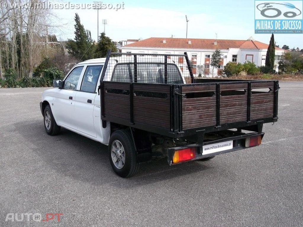 Mitsubishi L200 2.5 TD 4X2 CD (C/IVA)