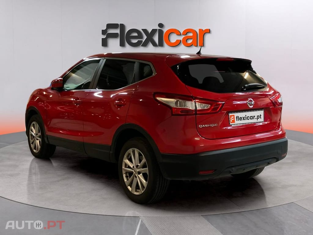 Nissan Qashqai 1.6 dCi N-Connecta J18