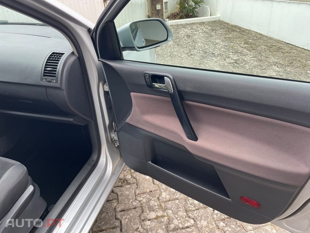 Volkswagen Polo 1.2 Confortline