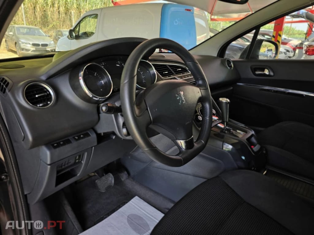 Peugeot 5008 1.6 e-HDi 7L Allure 2-Tronic