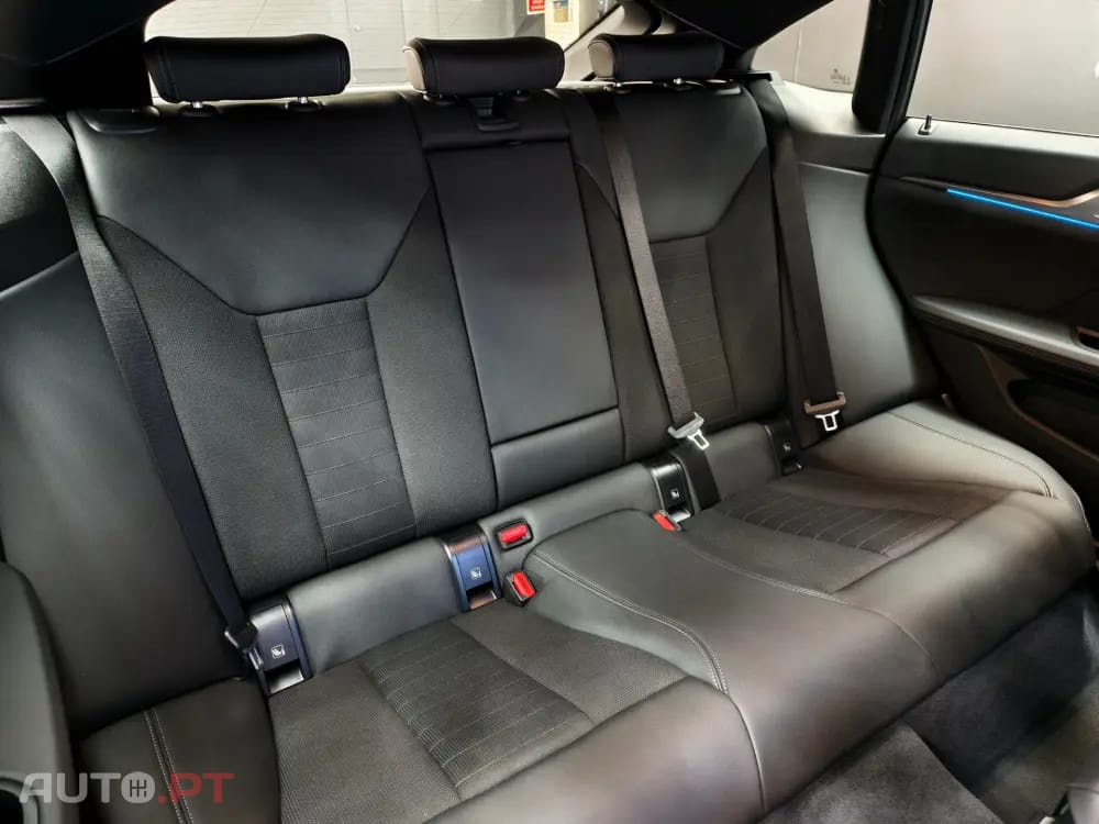 BMW i4 eDrive40