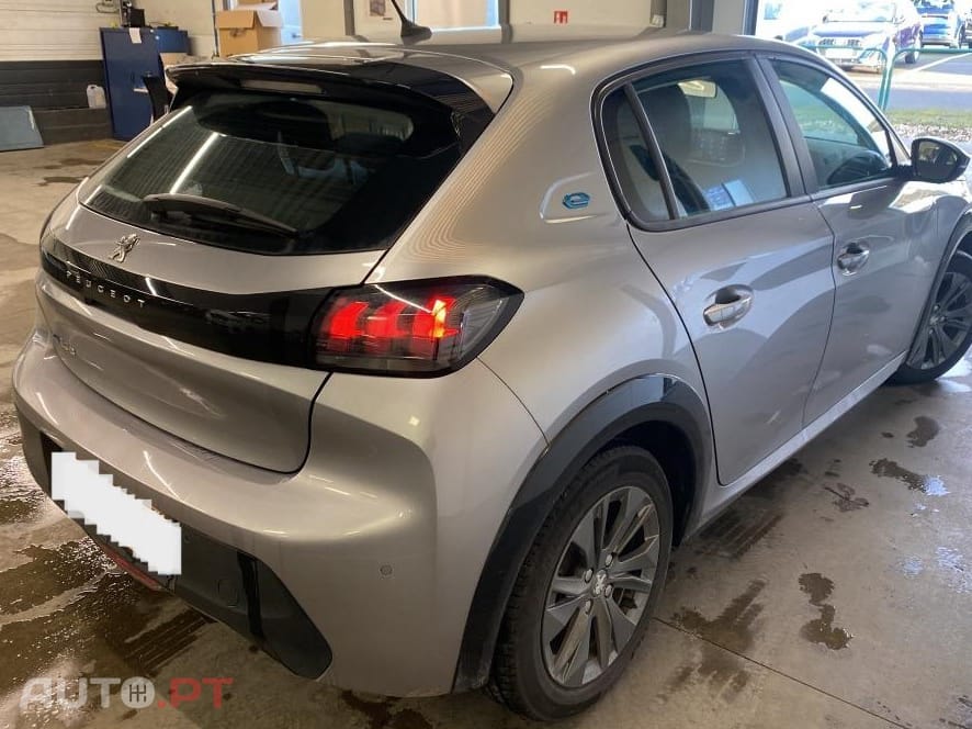 Peugeot E-208 50 kWh Allure