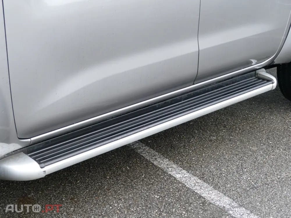 Nissan Navara 2.3 dCi CD 4WD N-Connecta Navi+Barras