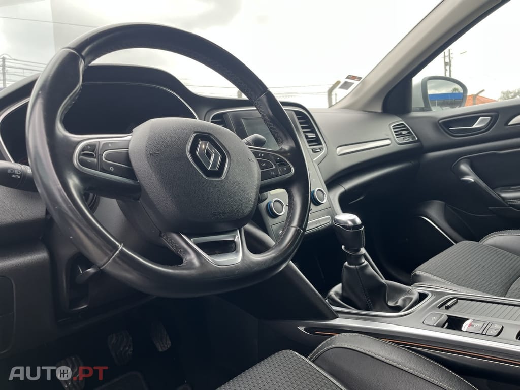 Renault Mégane 1.5 Blue dCi Bose Edition