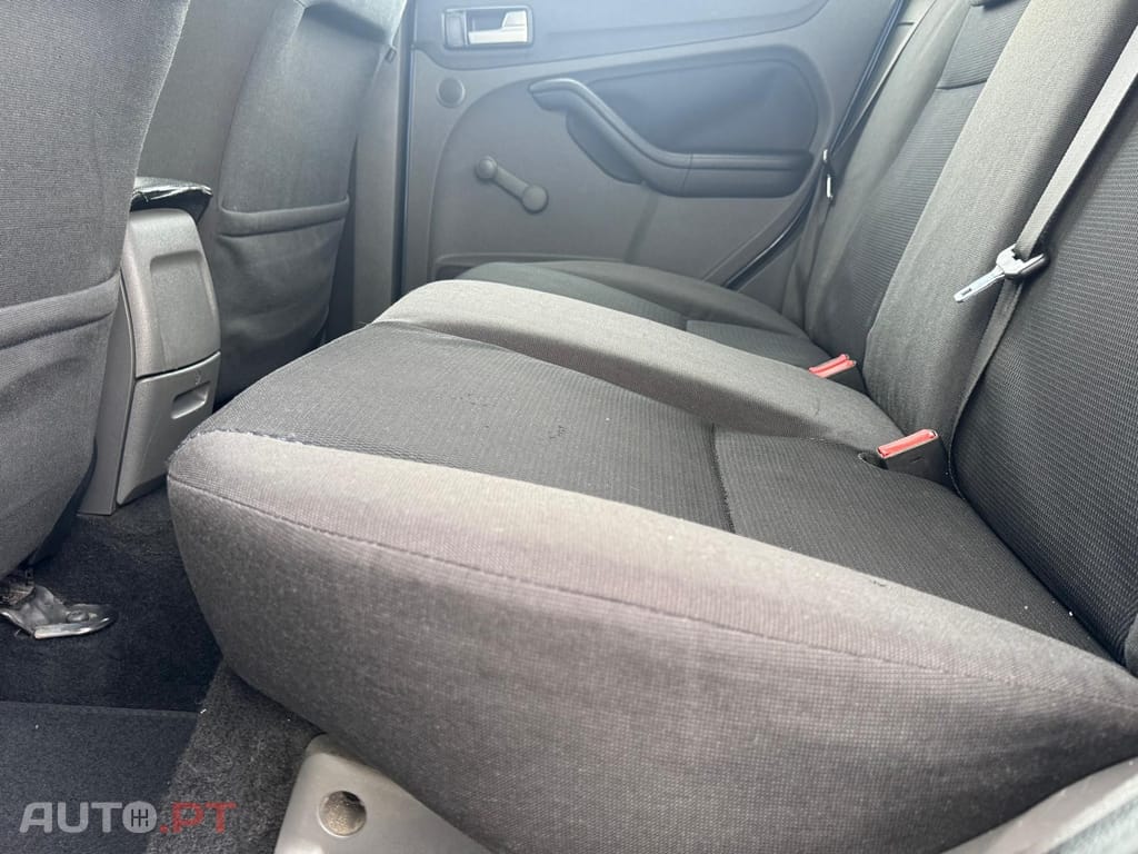 Ford Focus 1.4 16V Connection