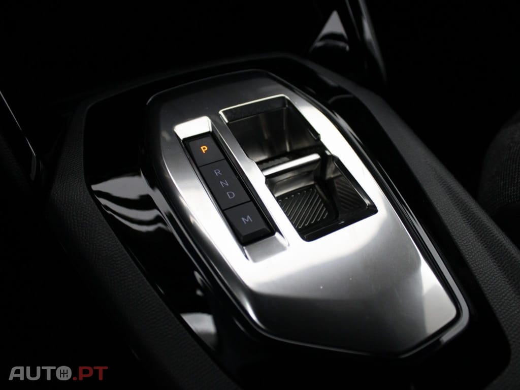 Peugeot 2008 1.5 BHDI ACTIVE I.V.A DEDUTIVEL 