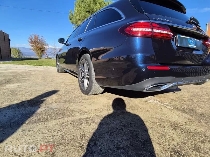Mercedes-Benz E 300 9G-TRONIC AMG LINE 4 MATIC