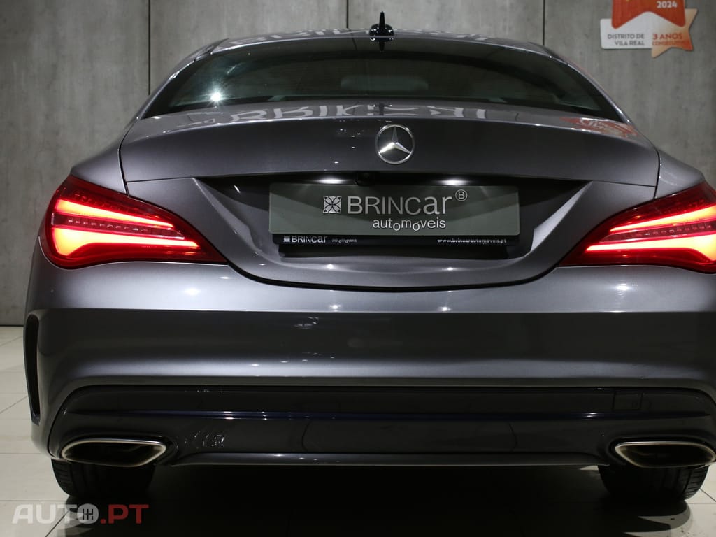 Mercedes-Benz CLA 180 AMG Line