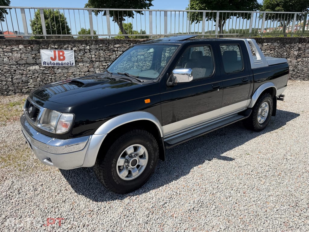 Nissan Navara 2.5TDi 4x4 5LUG