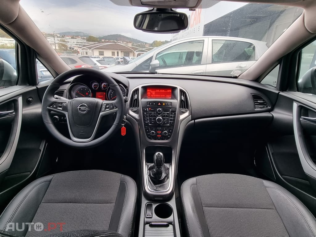 Opel Astra Sports Tourer 1.3 CDTi Cosmo S/S