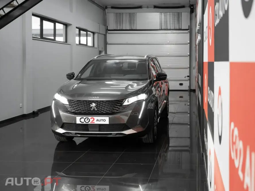 Peugeot 5008 1.5 BlueHDi Allure EAT8