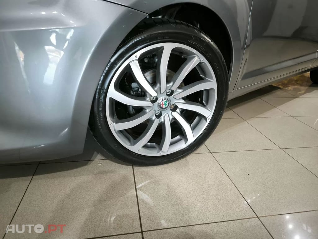 Alfa Romeo Mito 0.9 8V Turbo Twinair Super