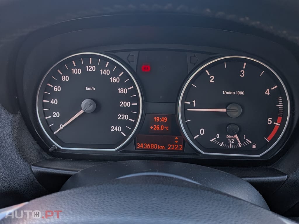 BMW 118 D - KIT Corrente de Distribuição, Bomba de Água e Polia da Cambota mudadas (TUDO Com Fatura)"