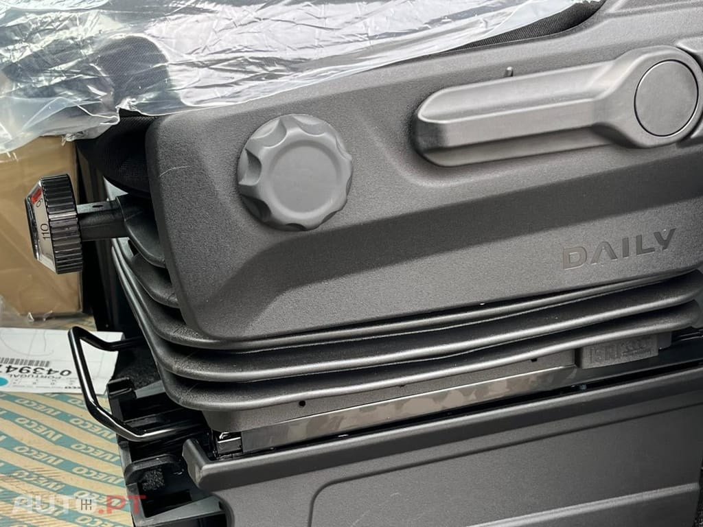 Iveco Daily 3.0  CONTENTOR ALUMINIO