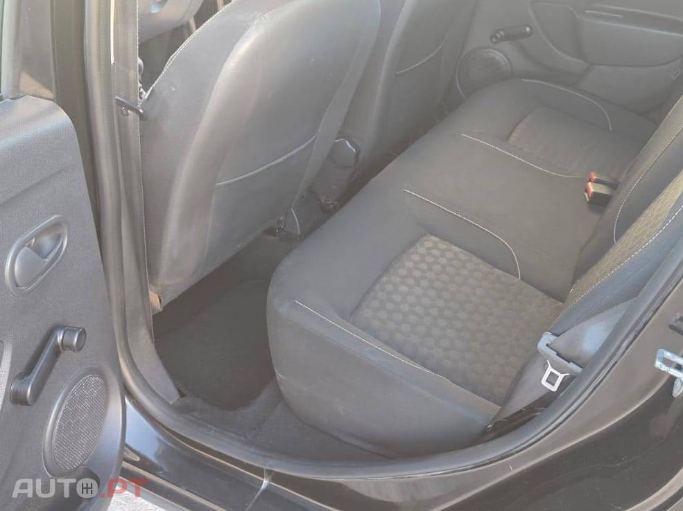 Dacia Sandero 0.9 TCe Confort