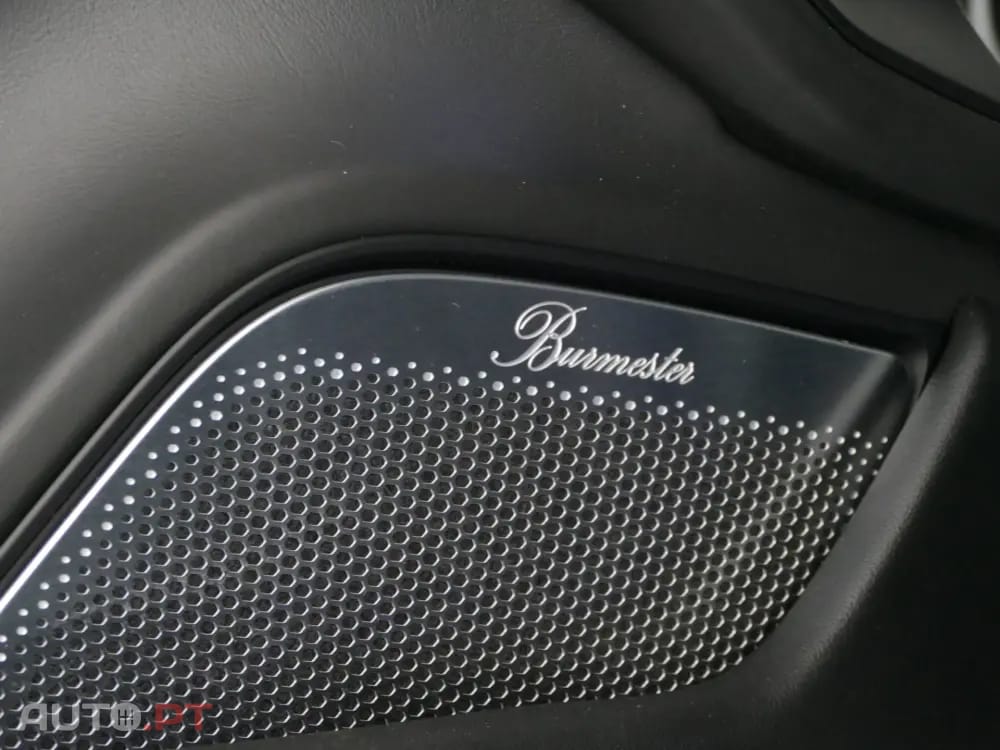 Porsche Taycan Turbo S — fotografia 28