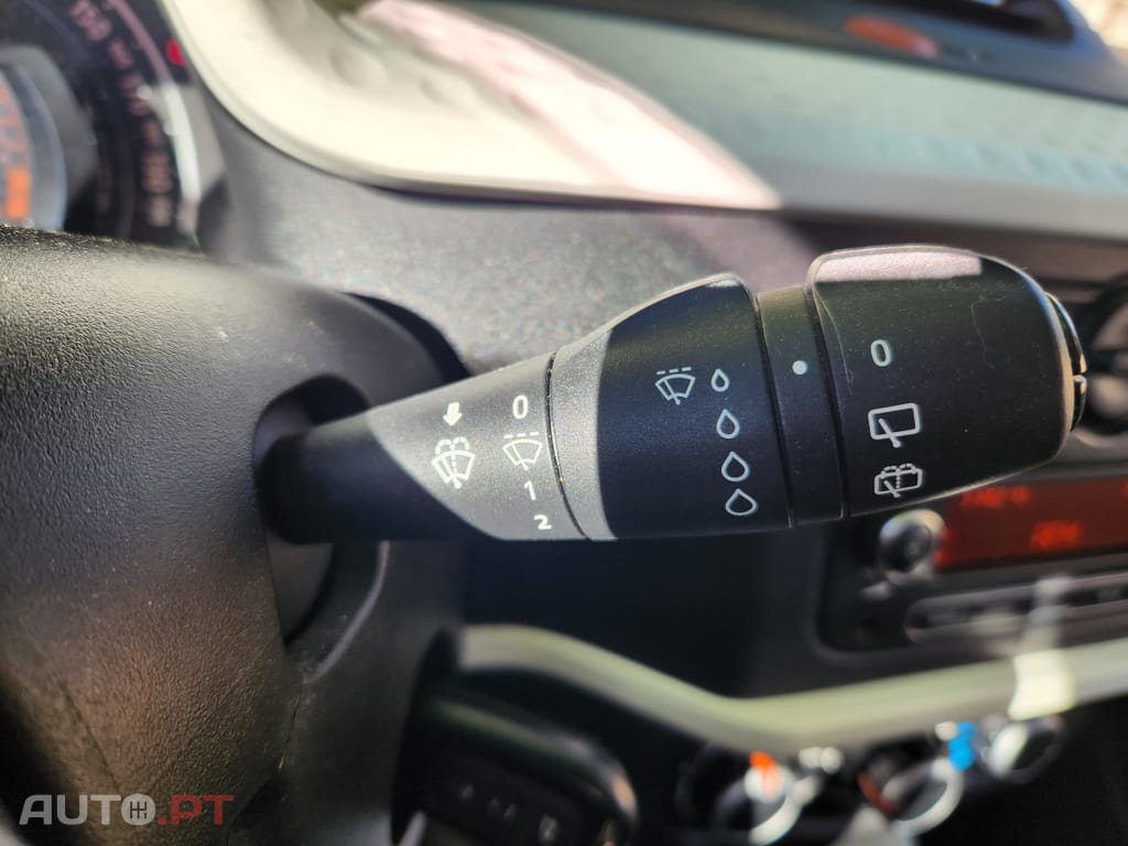 Renault Twingo 1.0 SCe Night&Day