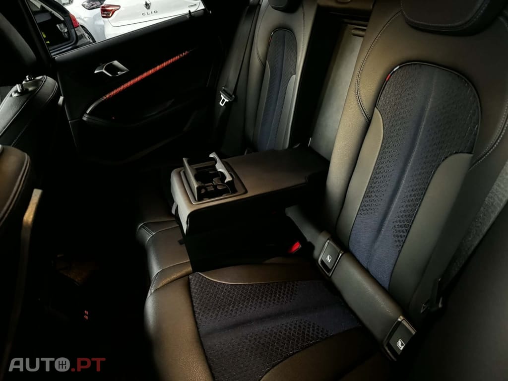 BMW 216 d Pack Desportivo M