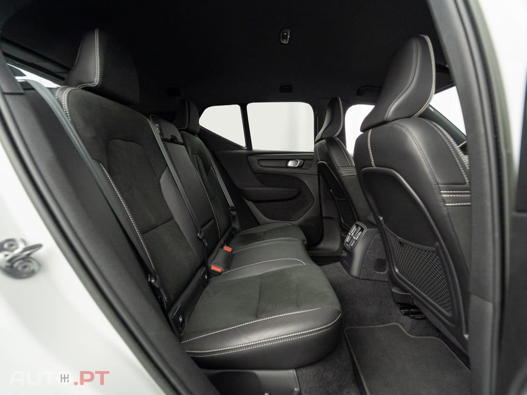 Volvo XC40 1.5 T5 PHEV R-Design Expression